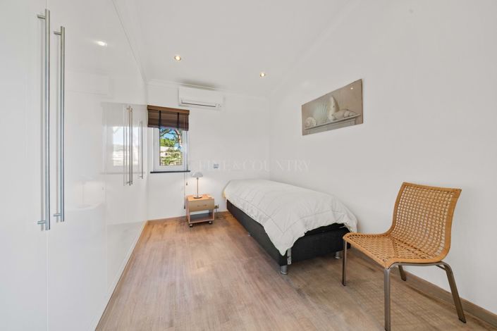 Image No.44-4 Bed Villa for sale