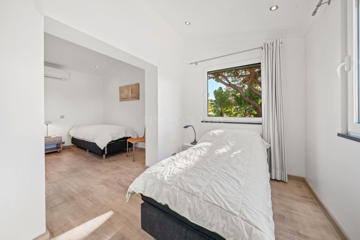 Image No.45-4 Bed Villa for sale