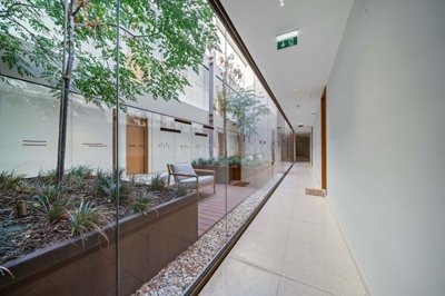 2104-359008-14d4e763c151089fe37f379b2f9be1ace