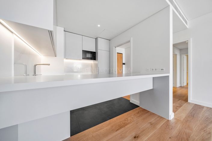 Image No.38-2 Bed Apartment for sale