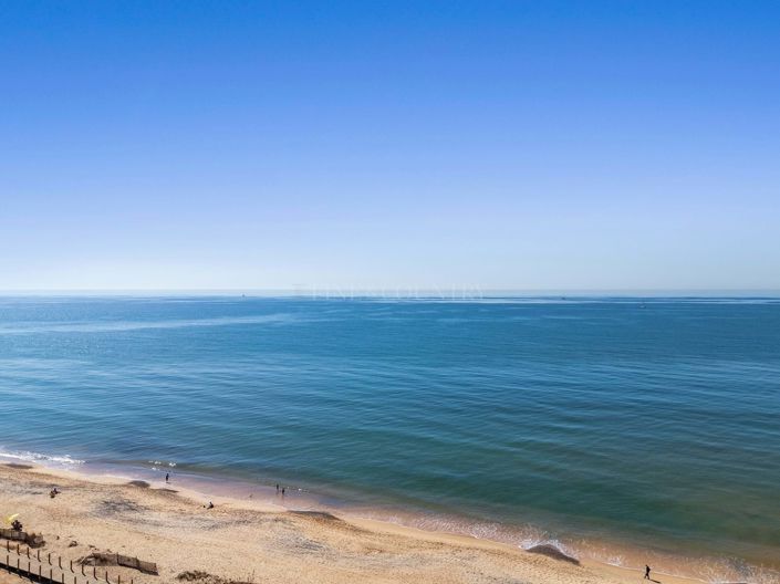 Image No.26-2 Bed Apartment for sale