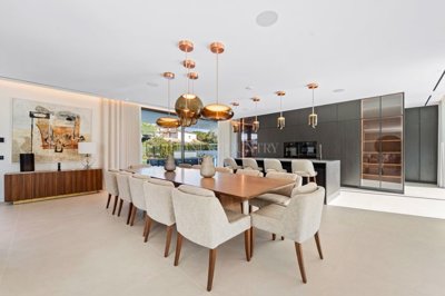 2104-364452-14d4e763c151089fe37f379b2f9be1ace