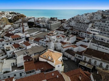 2104-361593-14d4e763c151089fe37f379b2f9be1ace