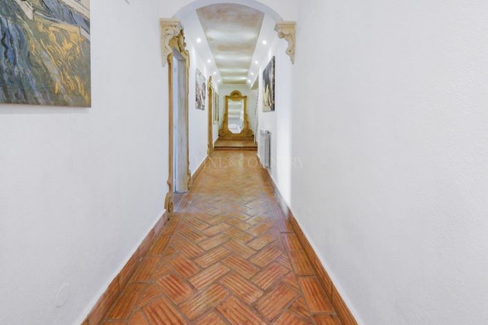 Image No.32-4 Bed Villa for sale