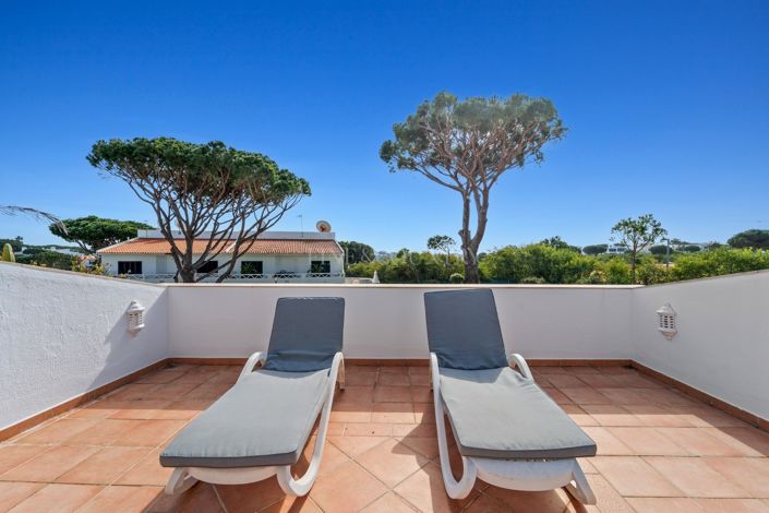 Image No.27-3 Bed Villa for sale