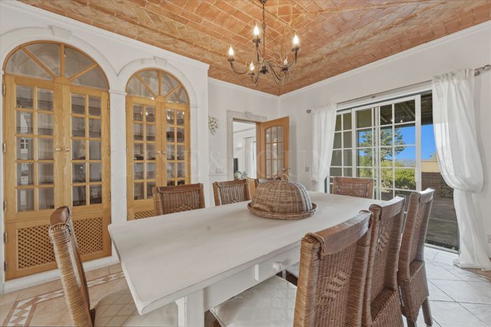 Image No.15-4 Bed Villa for sale