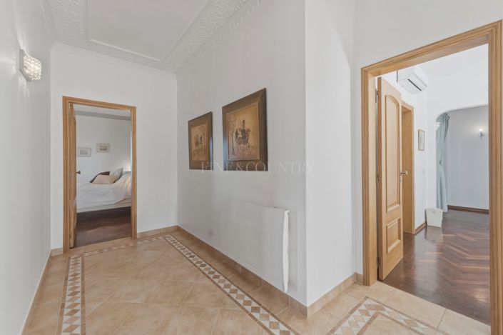 Image No.21-4 Bed Villa for sale