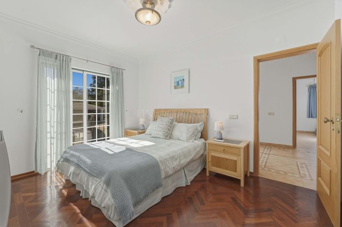 Image No.22-4 Bed Villa for sale