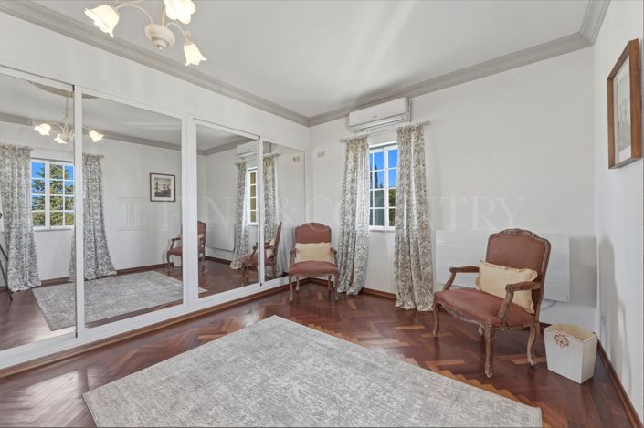 Image No.29-4 Bed Villa for sale