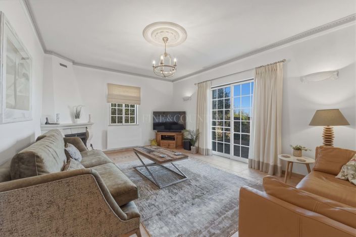 Image No.8-4 Bed Villa for sale