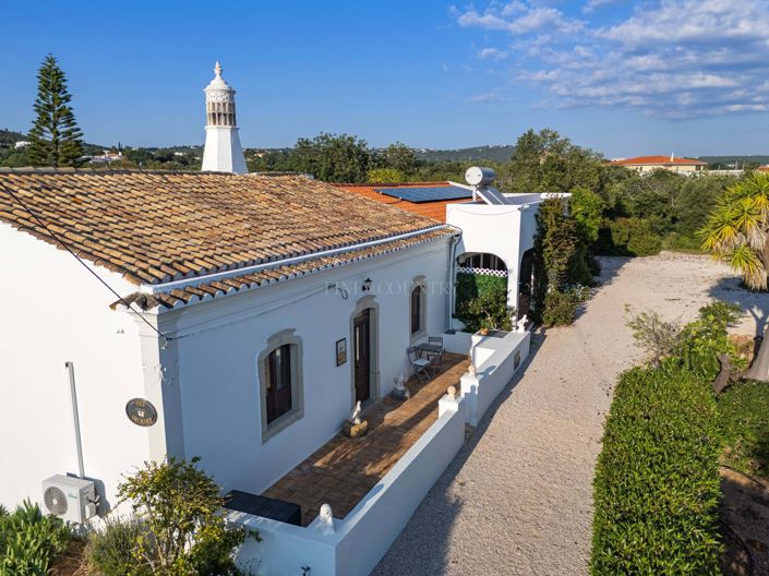 Image No.47-6 Bed Country House for sale