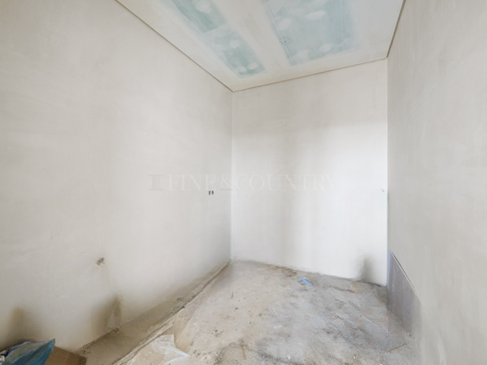 Image No.9-4 Bed Townhouse for sale