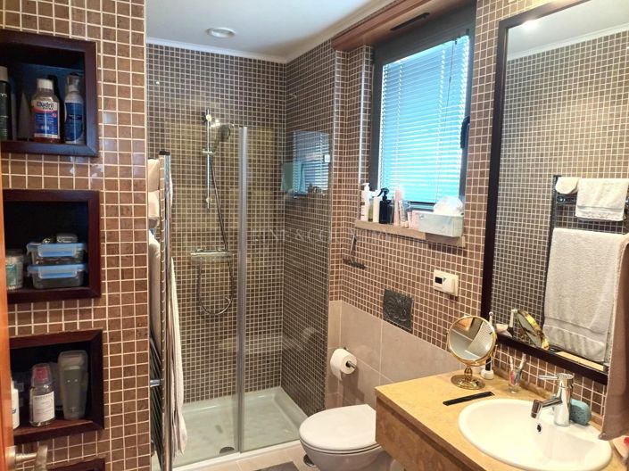 Image No.10-3 Bed Apartment for sale