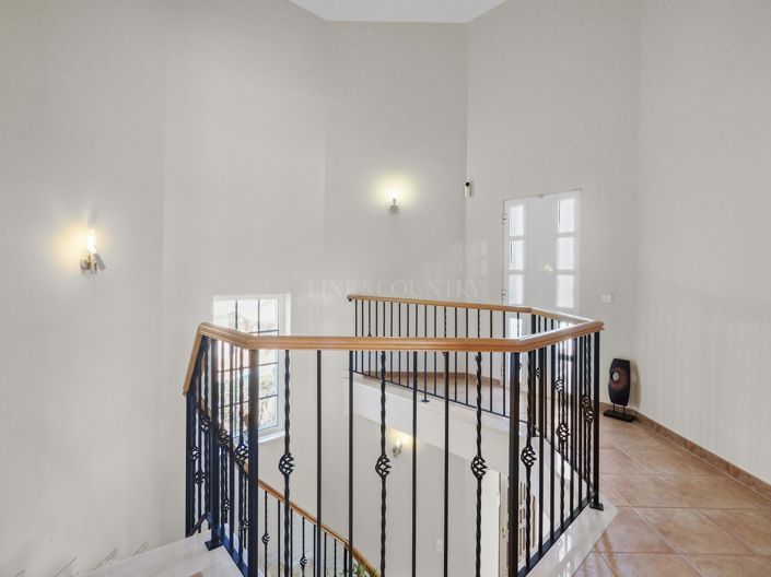 Image No.33-3 Bed Property for sale