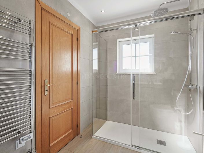 Image No.39-3 Bed Property for sale