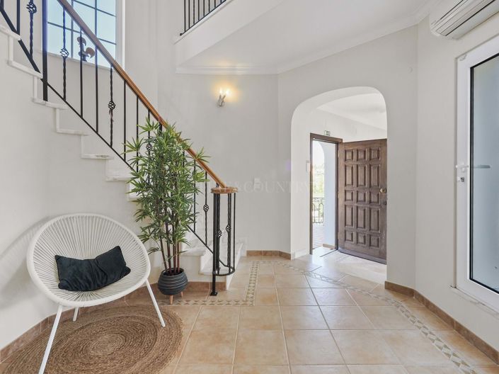 Image No.4-3 Bed Property for sale