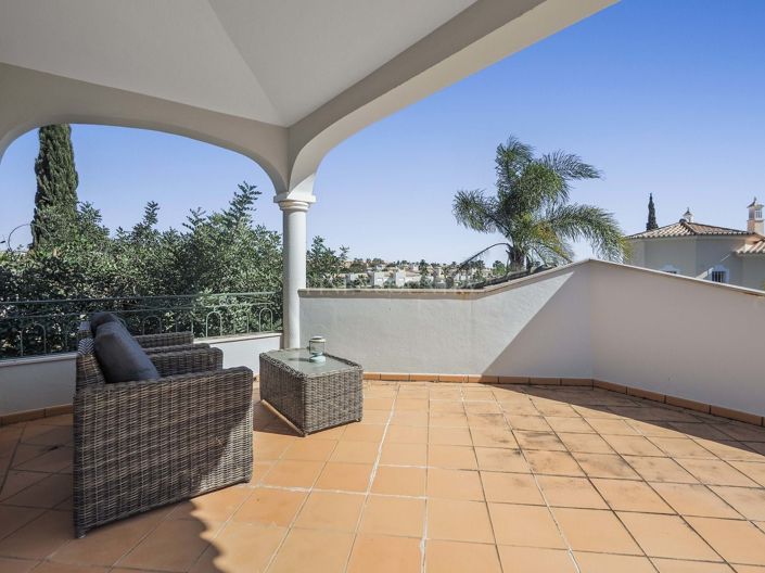 Image No.41-3 Bed Property for sale