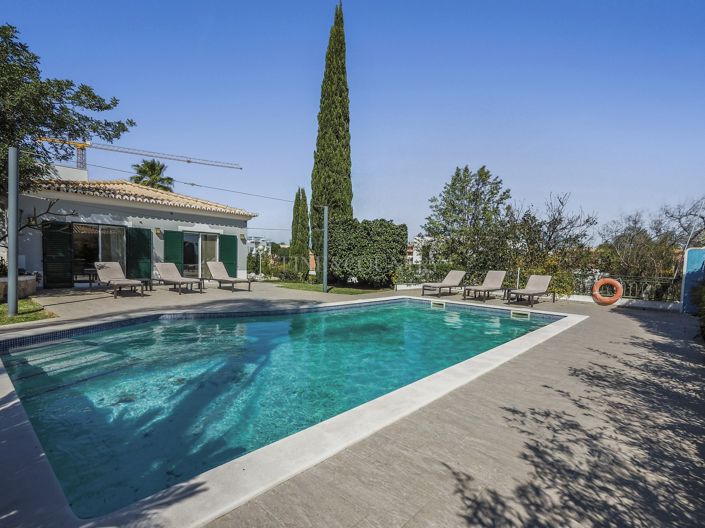 Image No.49-3 Bed Property for sale