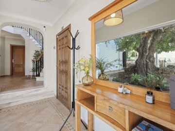 2104-372681-14d4e763c151089fe37f379b2f9be1ace