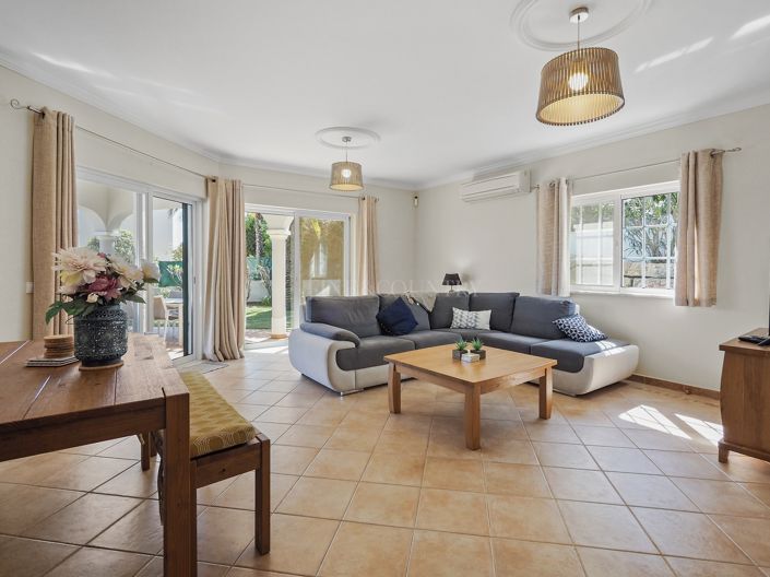 Image No.7-3 Bed Property for sale