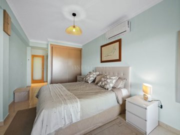 2104-372953-14d4e763c151089fe37f379b2f9be1ace