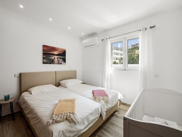 2104-373026-14d4e763c151089fe37f379b2f9be1ace