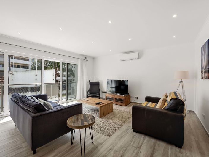 Image No.2-4 Bed Villa for sale