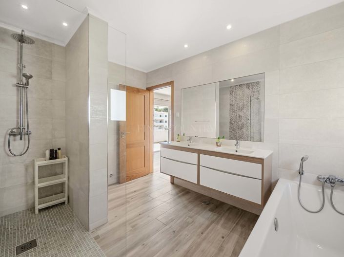 Image No.23-4 Bed Villa for sale