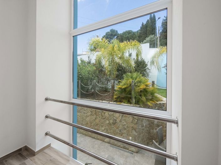 Image No.25-4 Bed Villa for sale