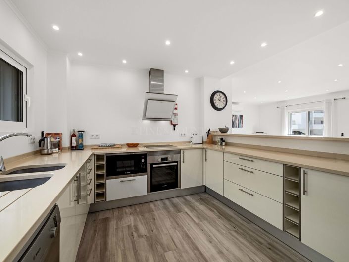 Image No.7-4 Bed Villa for sale