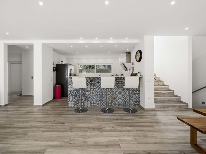 Image No.8-4 Bed Villa for sale