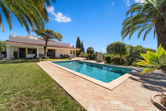 Image No.2-Propriété de 4 chambres à vendre à Santa Bárbara de Nexe