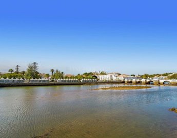 2104-373232-14d4e763c151089fe37f379b2f9be1ace