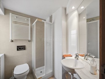 2104-372348-14d4e763c151089fe37f379b2f9be1ace