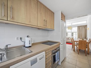 2104-372348-14d4e763c151089fe37f379b2f9be1ace