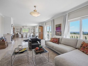 2104-373327-14d4e763c151089fe37f379b2f9be1ace