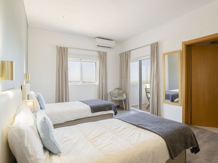 Image No.22-6 Bed Villa for sale