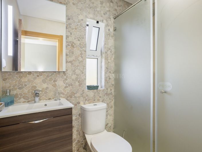 Image No.25-6 Bed Villa for sale