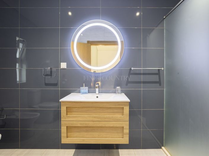 Image No.27-6 Bed Villa for sale