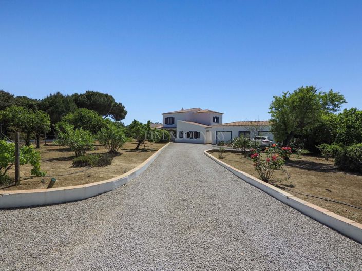 Image No.29-3 Bed Villa for sale