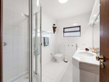 2104-373754-14d4e763c151089fe37f379b2f9be1ace