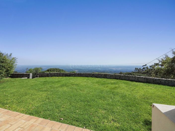 Image No.14-4 Bed Property for sale