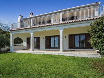 2104-373995-14d4e763c151089fe37f379b2f9be1ace