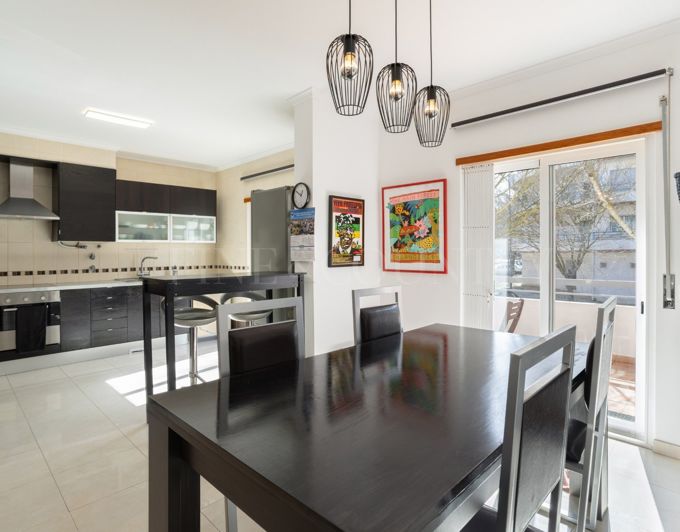 Image No.6-3 Bed Townhouse for sale