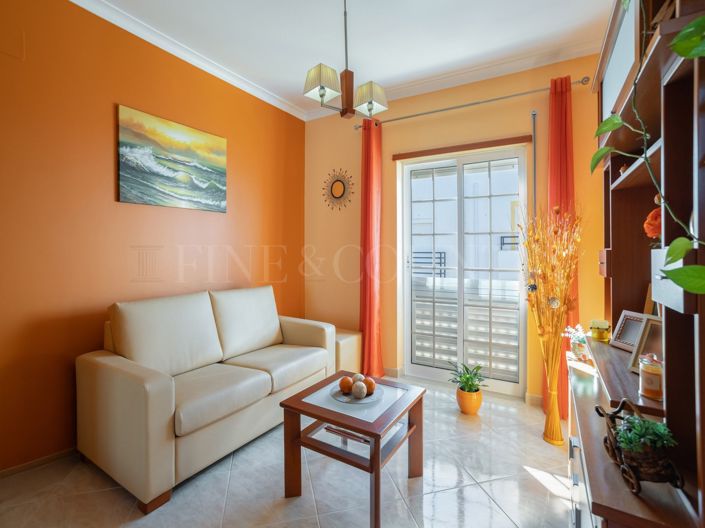 Image No.26-4 Bed Semi-Detached for sale