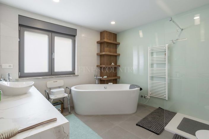 Image No.22-Villa de 4 chambres à vendre à Santa Maria