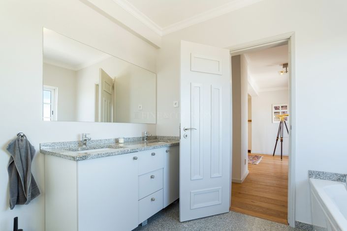 Image No.16-4 Bed Villa for sale