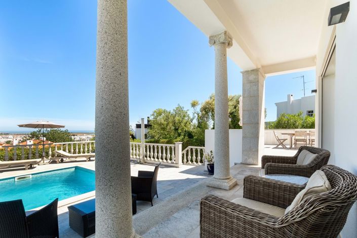 Image No.4-4 Bed Villa for sale