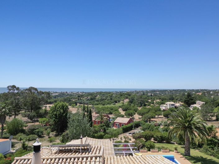 Image No.50-4 Bed Property for sale