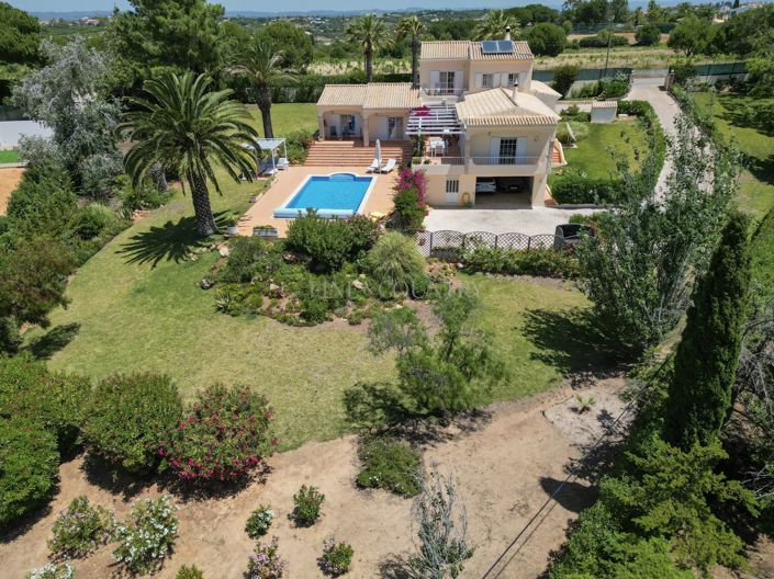 Image No.59-4 Bed Property for sale